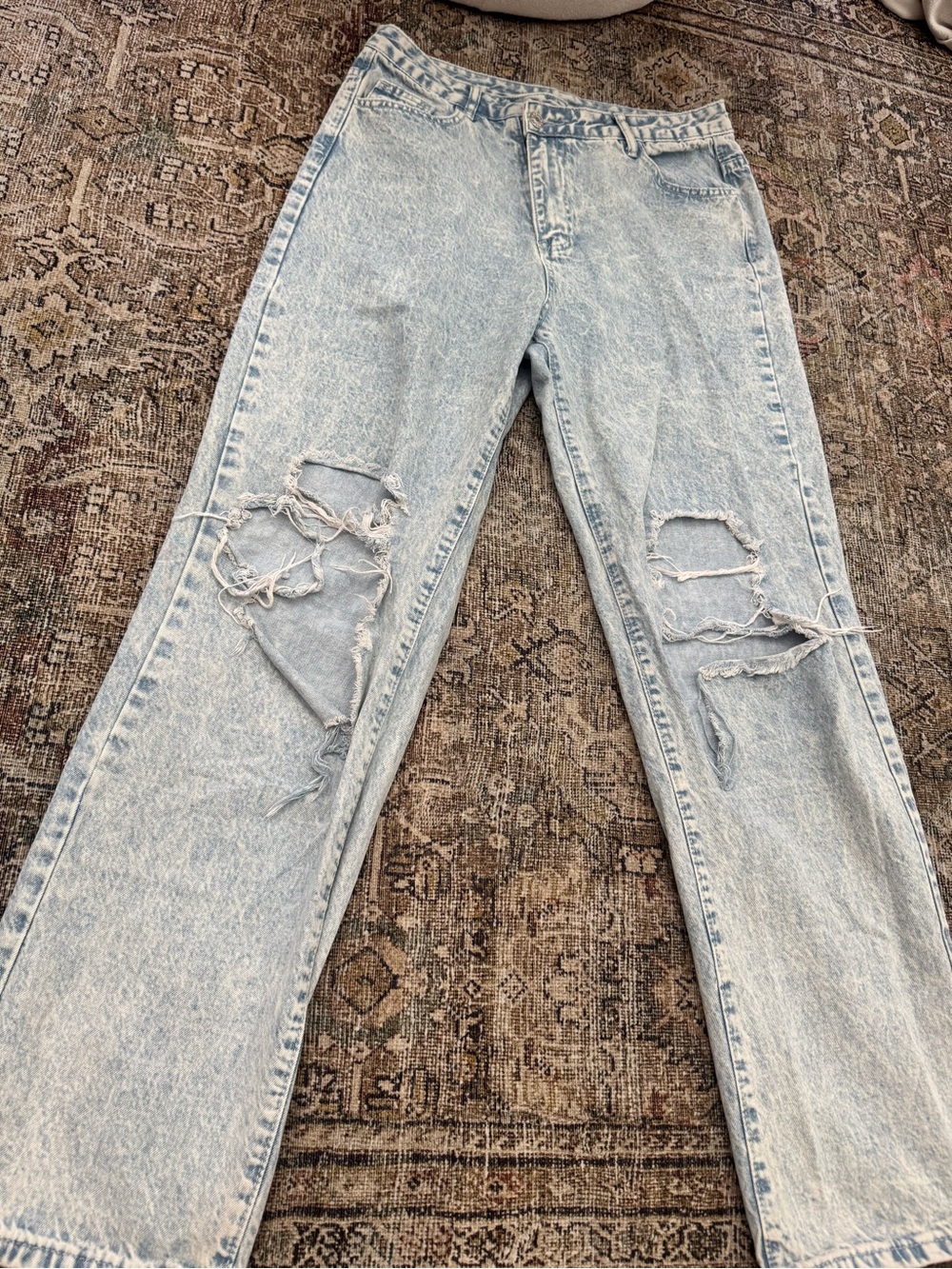 SHEIN Light Blue Acid Wash Denim Jeans